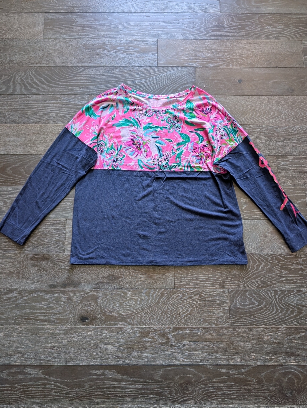 Lilly Pulitzer Cockatoo Pink Paws For A Cause  Finn Top Size XXL